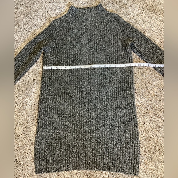 Livi’s Sweater Women 100% Extra Fine Merino Wool Fall Winter Black Long Sleeve - Picture 2 of 7